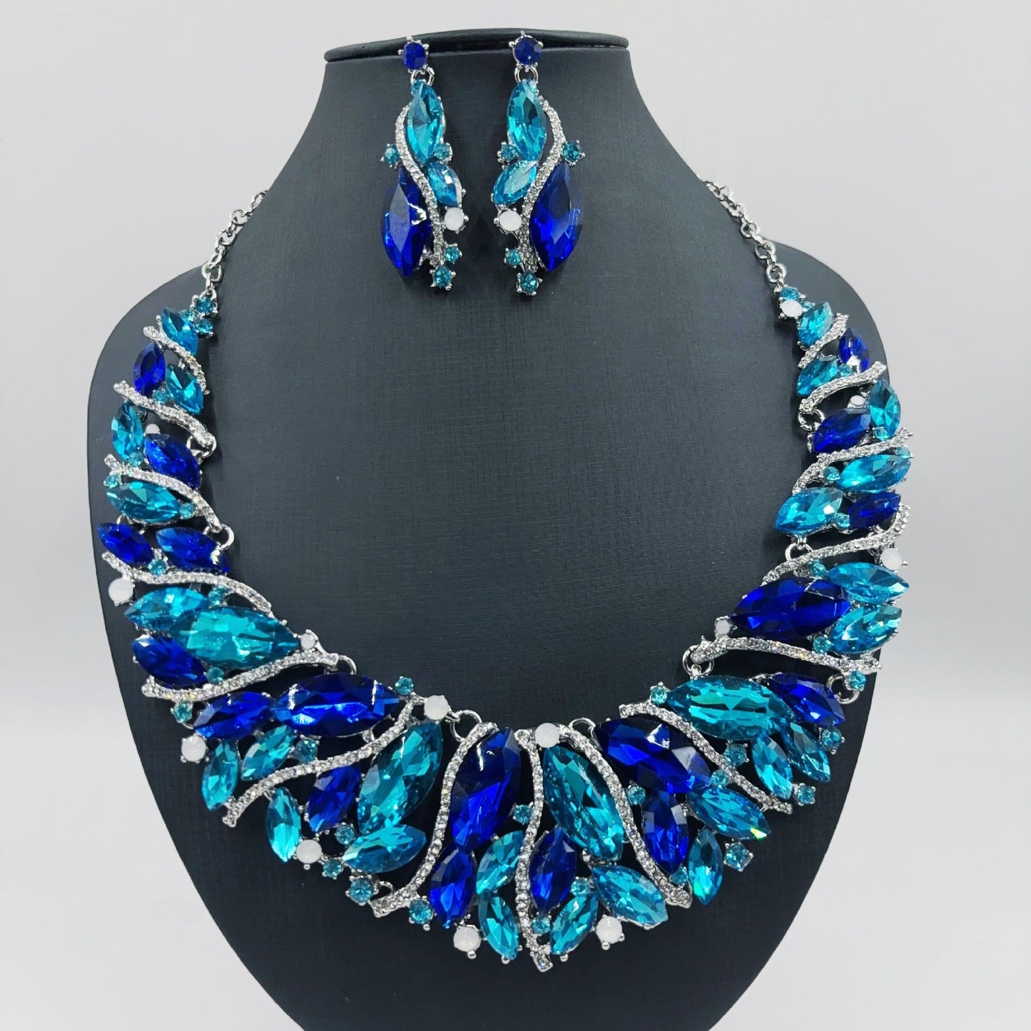 Women's Exaggerated 2 Pcs Crystal Suite Bridal Jewelry Set