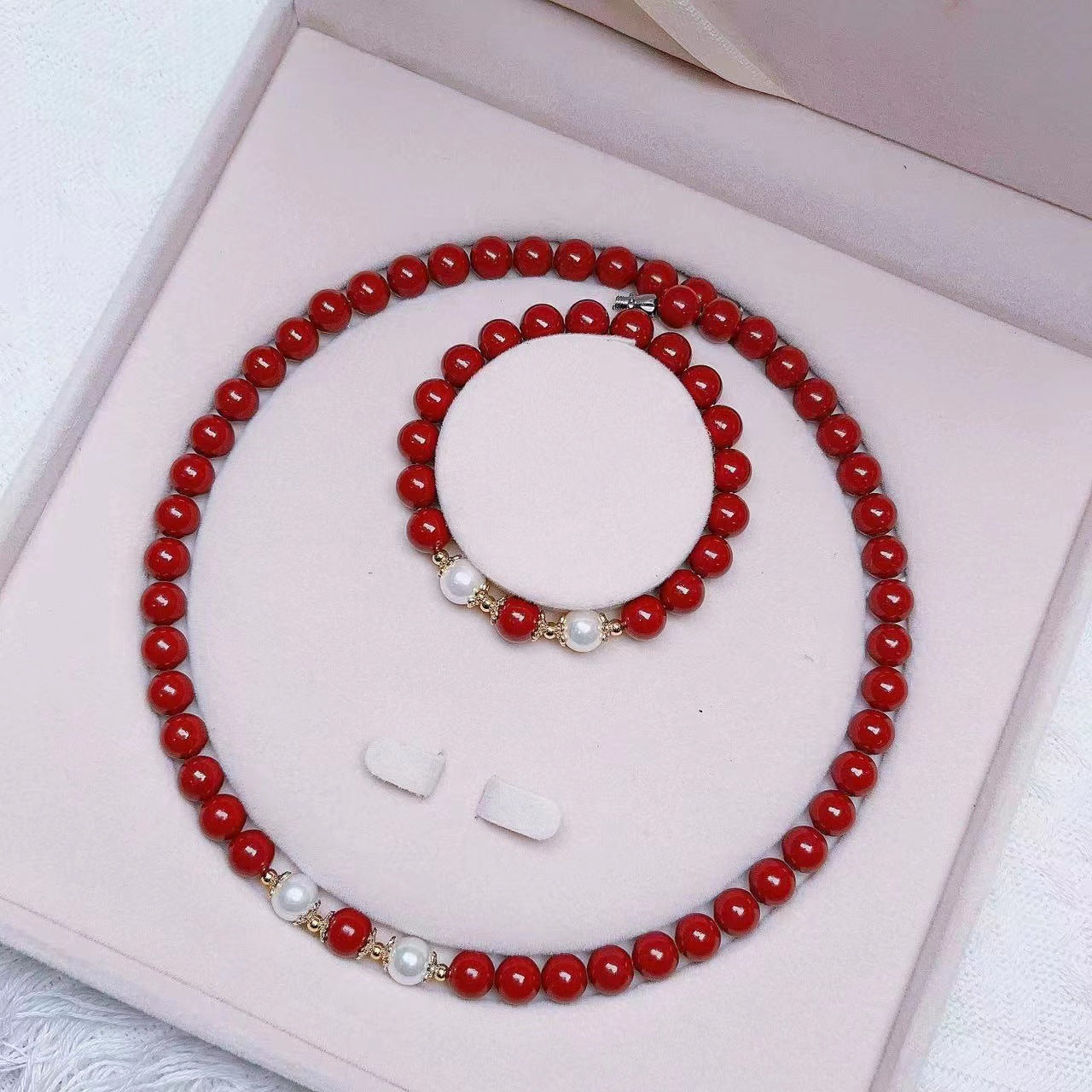 Women's Palace Style Cinnabar To Give Mom Jewelry Set