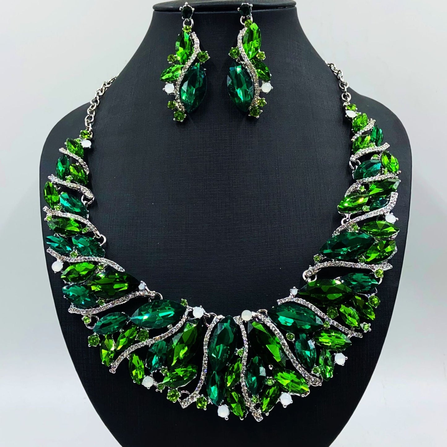 Women's Exaggerated 2 Pcs Crystal Suite Bridal Jewelry Set