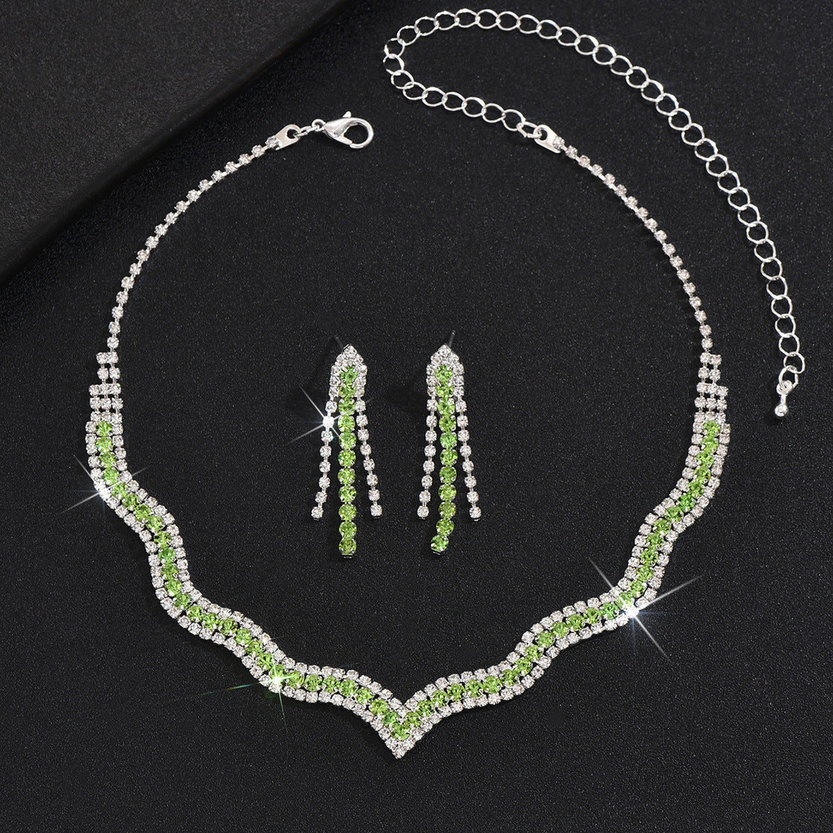 Women's Exquisite Claw Chain Rhinestone Clavicle Dinner Jewelry Set