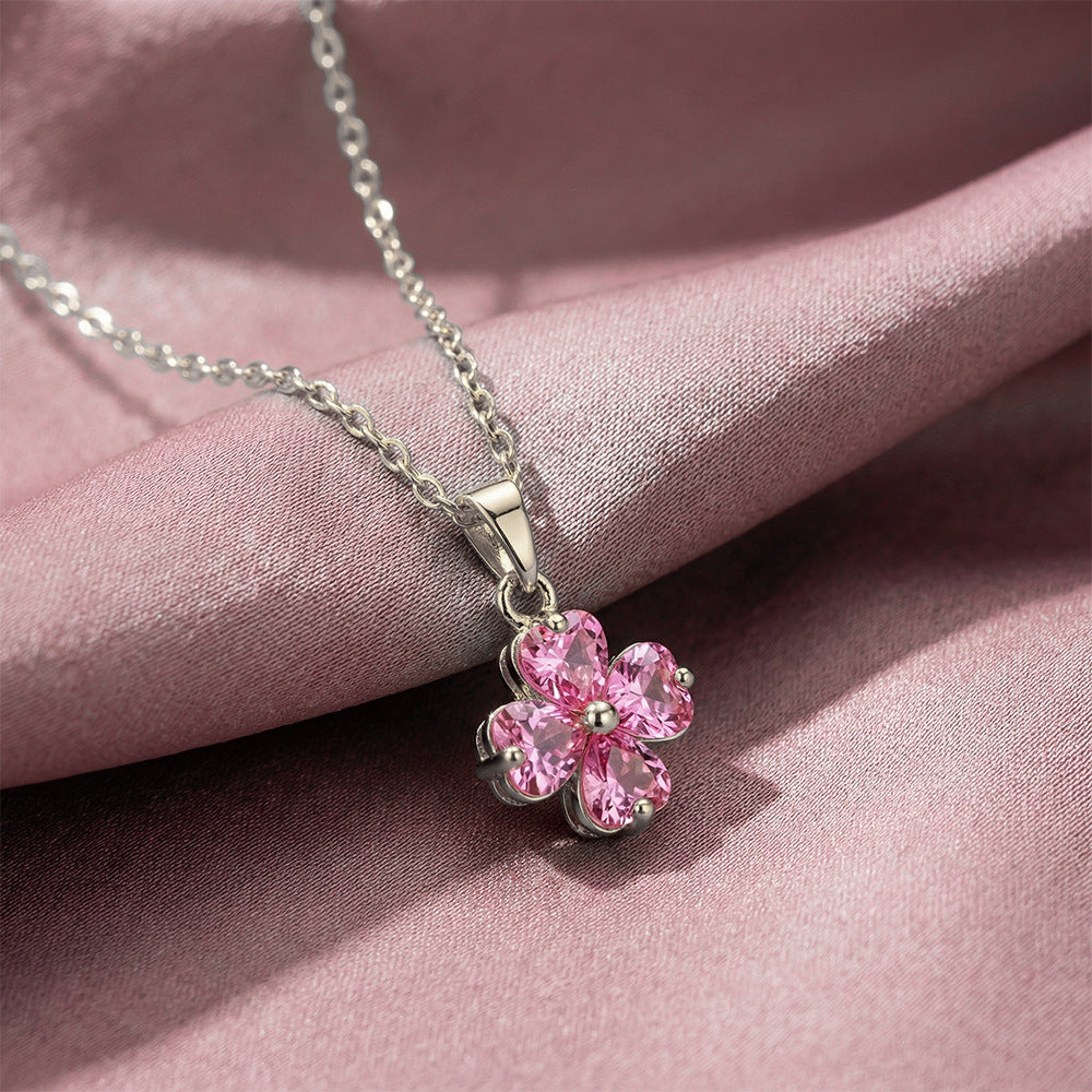 Women's Clover Light Luxury Fashion Clavicle Chain Jewelry Set