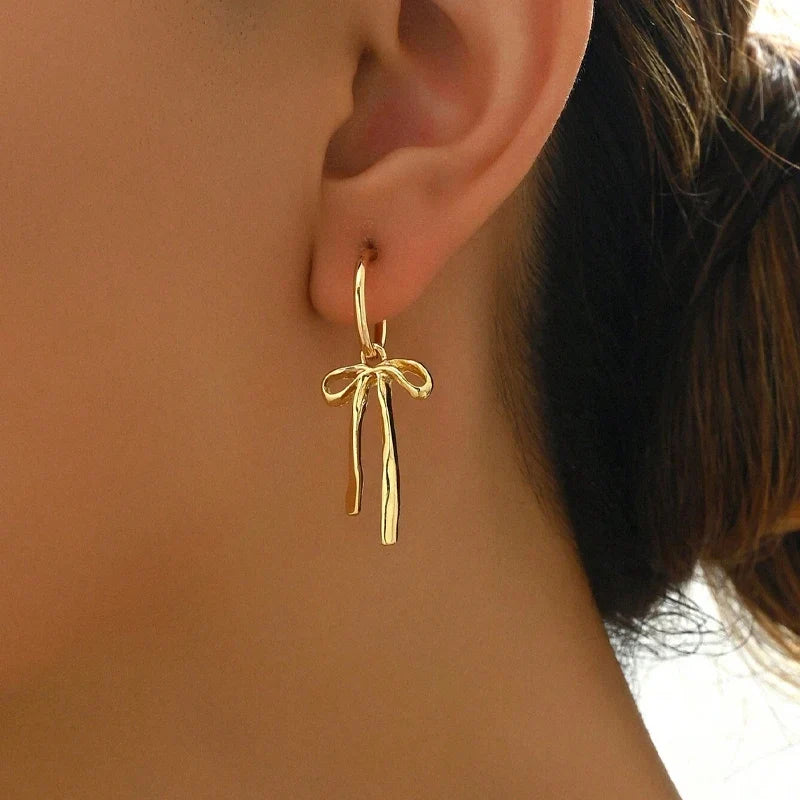 New Luxury Fashion Bowknot Earrings Retro Soft Versatile Gold Color Tassel Stud Earring Jewelry For Daily Wear By Women Gifts